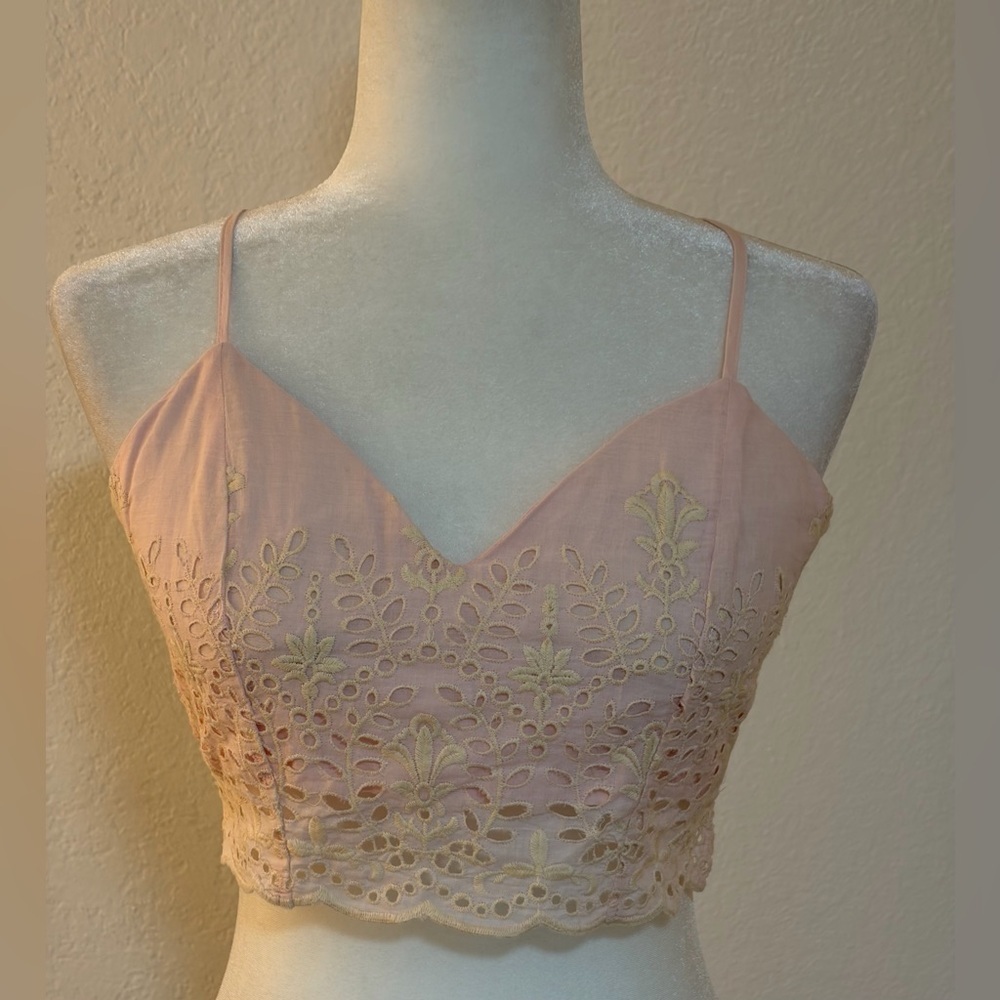 POL Pink Embroidered Strappy Women’s Crop Top Size Small NWOT